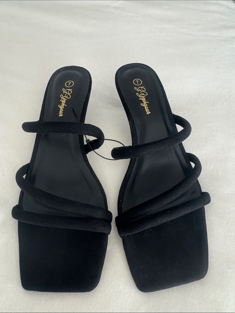 NWOT Black Sexy Strappy Square-Toe Kitten Heels